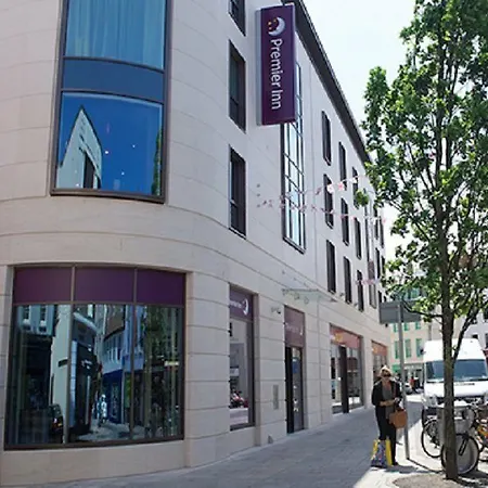 מלון Premier Jersey Charing Cross 3*