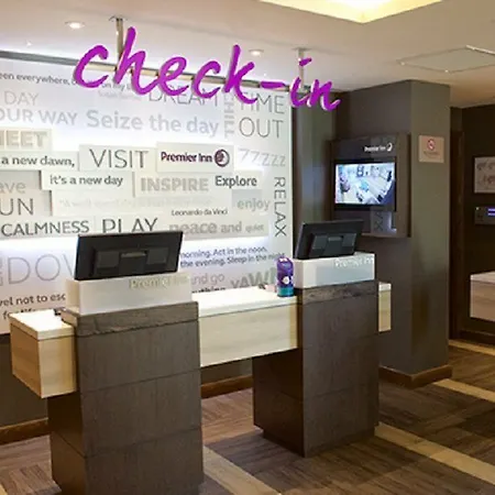 Premier Jersey Charing Cross מלון