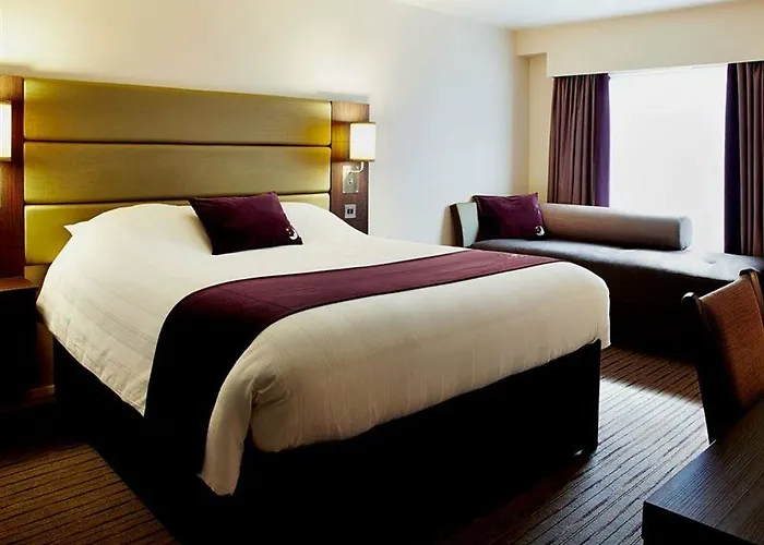 Premier Inn Jersey Charing Cross ホテル Saint Helier Jersey